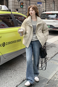 2023年冬季90白鸭绒羽绒服短款外套女图片