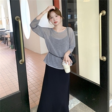 时尚休闲套装女春秋季设计感镂空薄款针织衫内搭吊带裙长袖两件套，女装连衣裙，2C166