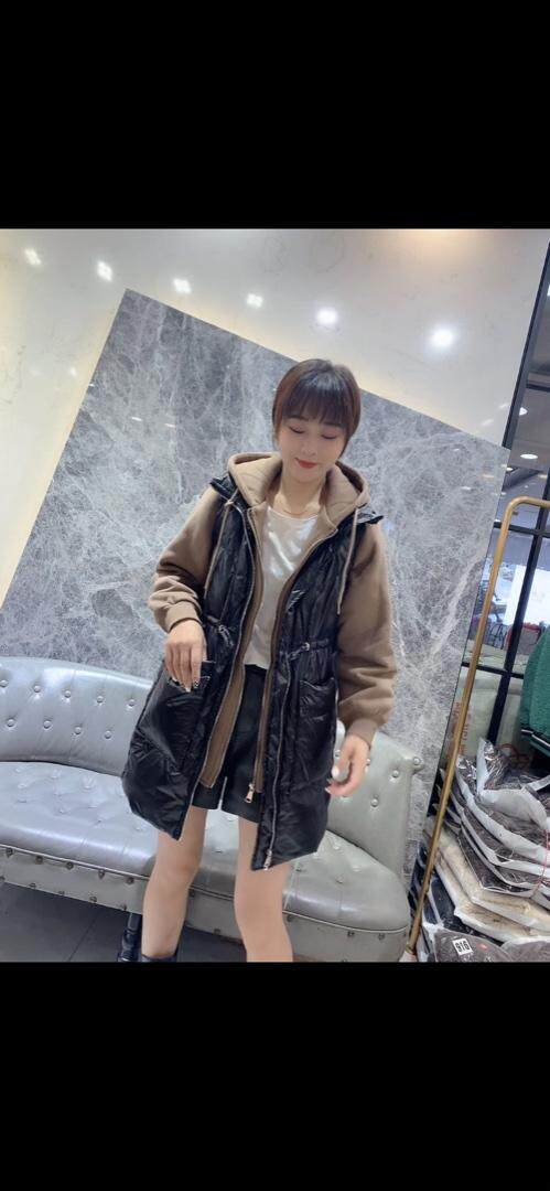 冬季新款羽绒服，女装羽绒服，香水女孩