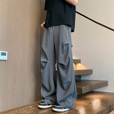 银灰色