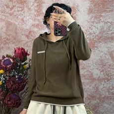 卡其色