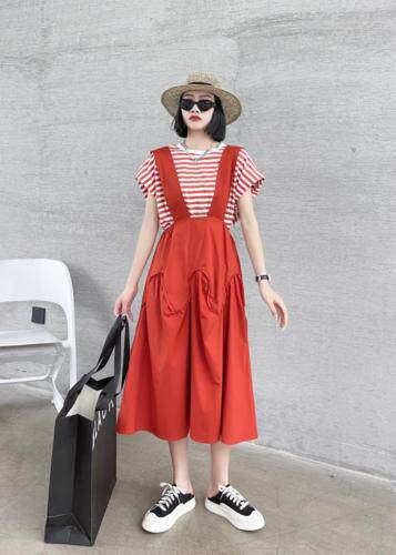 欧货同款背带群两件套，女装，玩美