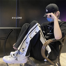 【现货】XZ612-K92-P55-68春夏薄款字母排扣开衩运动休闲裤0，男装休闲裤，星座612