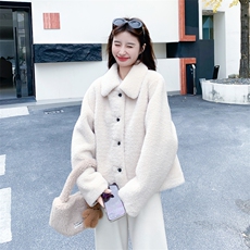 【新款】皮毛一体外套2C131-708-P195K288，女装短外套，2C131