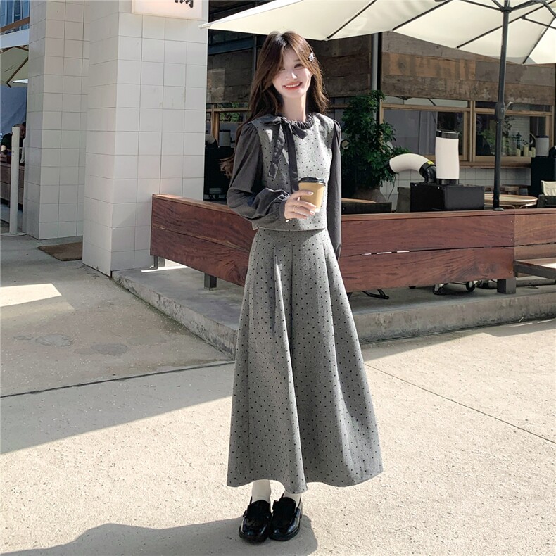 韩系小香风波点套装裙女秋高级感巨好看名媛气质上衣半身裙两件套,女装套装/套裙,2C111