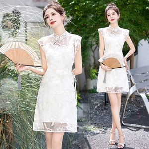 新中式改良旗袍连衣裙2025夏新款高级感刺绣蕾丝白色修身收腰裙子图片