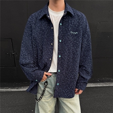 藏青色