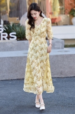 2025夏季新款连衣裙洋气时尚青春，女装连衣裙，丽莎妳雅