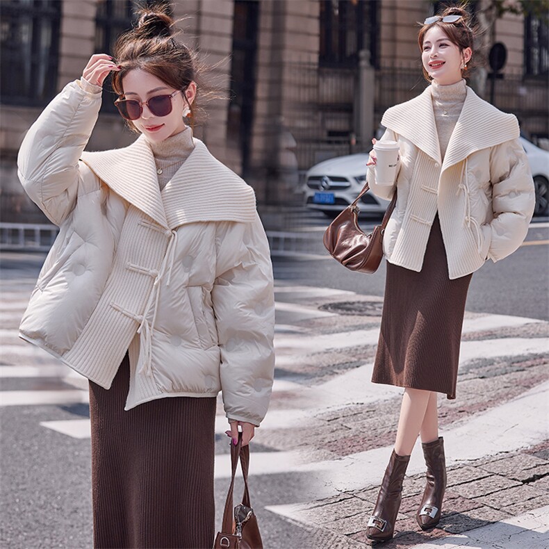 现货BAO织拼接大翻领羽绒服女2023冬季新款盘扣95白鸭绒外套,女装羽绒服,仟媚宠