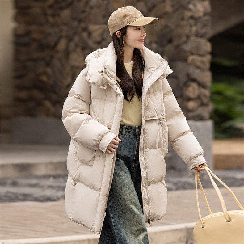 羽绒服女高级感冬季女90鸭绒新款外套鸭绒女式短款，女装羽绒服，灵动羽绒服工厂