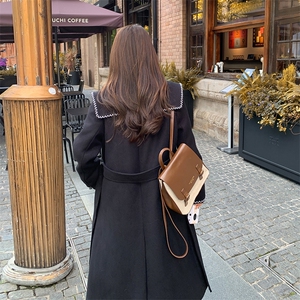 水衣源2533款纯色镶条海军领毛呢羽绒服中长款女图片