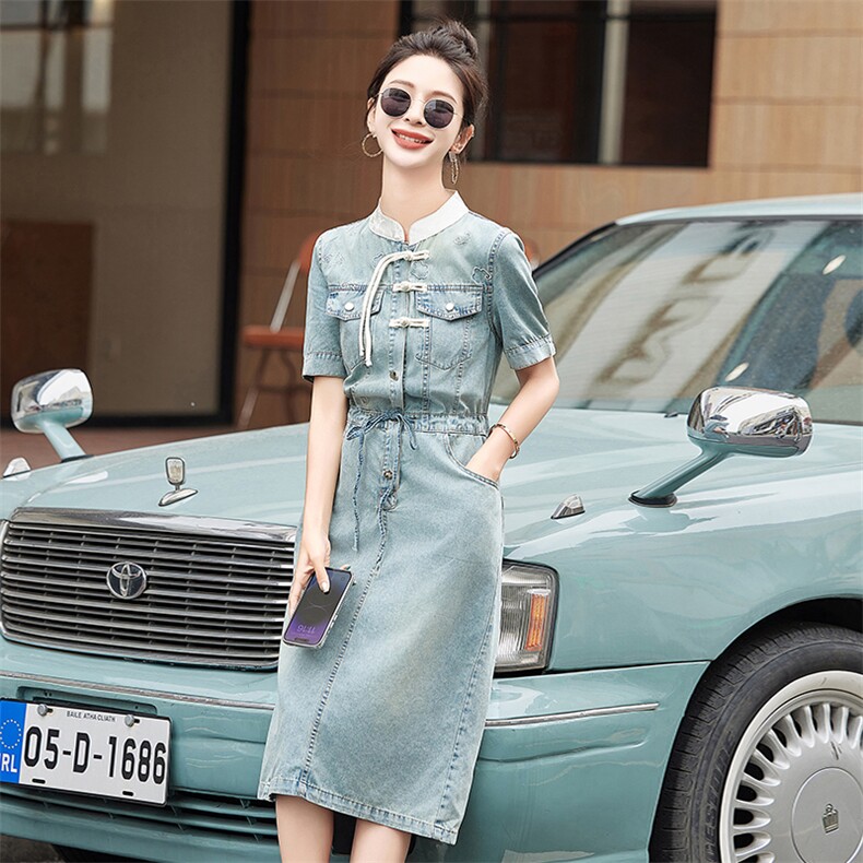 2024夏季新款薄款短袖新中式国风盘扣牛仔连衣裙女中长款立领裙子，女装连衣裙，依路服饰