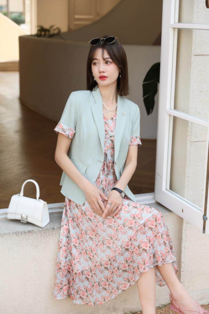 时尚连衣裙，女装连衣裙，名 鸿