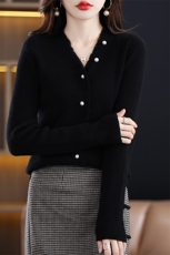 2024秋季新款V领单排扣长袖纯色开衫休闲百搭，女装羊毛衫，秋双羊绒
