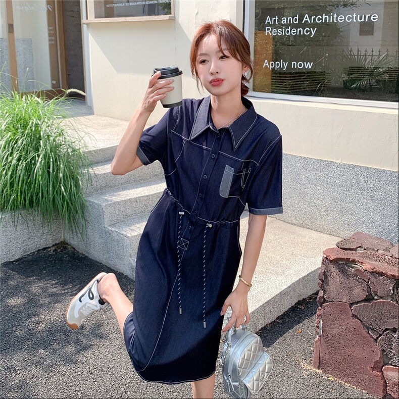 2025夏季新款时髦设计感牛仔连衣裙女复古通勤风短袖单排扣连衣裙,女装连衣裙,1D103