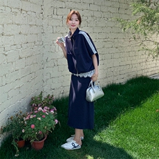 休闲运动蕾丝薄款短袖卫衣半身裙女夏2025新款甜美显瘦，女装连衣裙，2C029