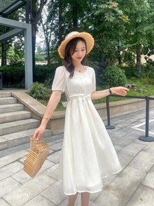 夏季新款连衣裙现货图片