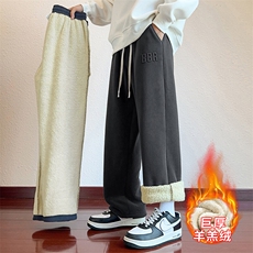 灰色
