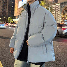 浅蓝色