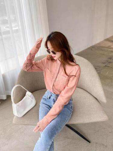 天丝拼蕾丝小衫，女装，炅缇恩