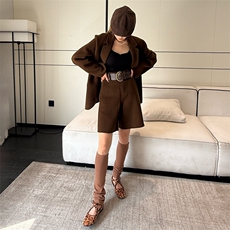 时髦气质羊毛宽松毛呢外套短裤套装女2025秋冬小个子双面羊绒大衣，女装休闲裤，蒙绒特