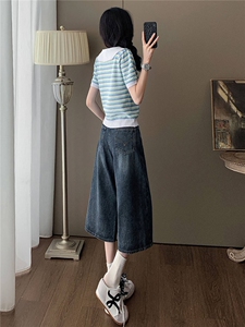 女夏新款时尚套装宽松显瘦娃娃领条纹冰丝短袖上衣牛仔中裤两件套图片
