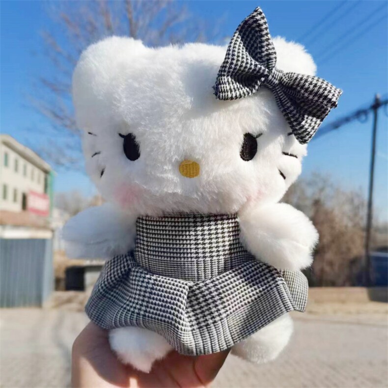 裙子凯特猫，米亚毛绒玩具厂