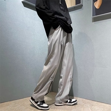 灰色