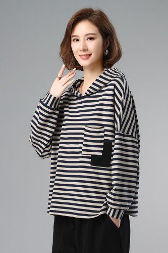 2021秋季新款时尚拼接条纹连帽上衣，女装卫衣/绒衫，叶笙衣