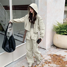 设计感酷飒拽姐工装套装女2025秋季新款连帽外套拼接阔腿裤两件套，女装套装/套裙，2C275