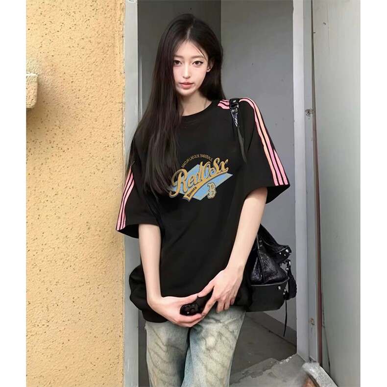 抖音得物品质二开240克宽松纯棉美式潮牌印花三条杠中性风短袖T恤图片