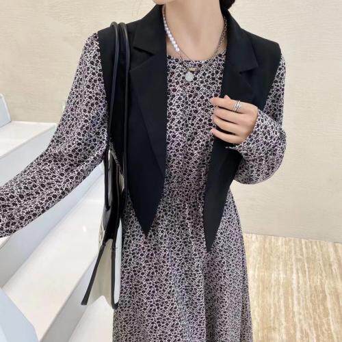 秋款两件套碎花连衣裙，女装连衣裙，吉之红