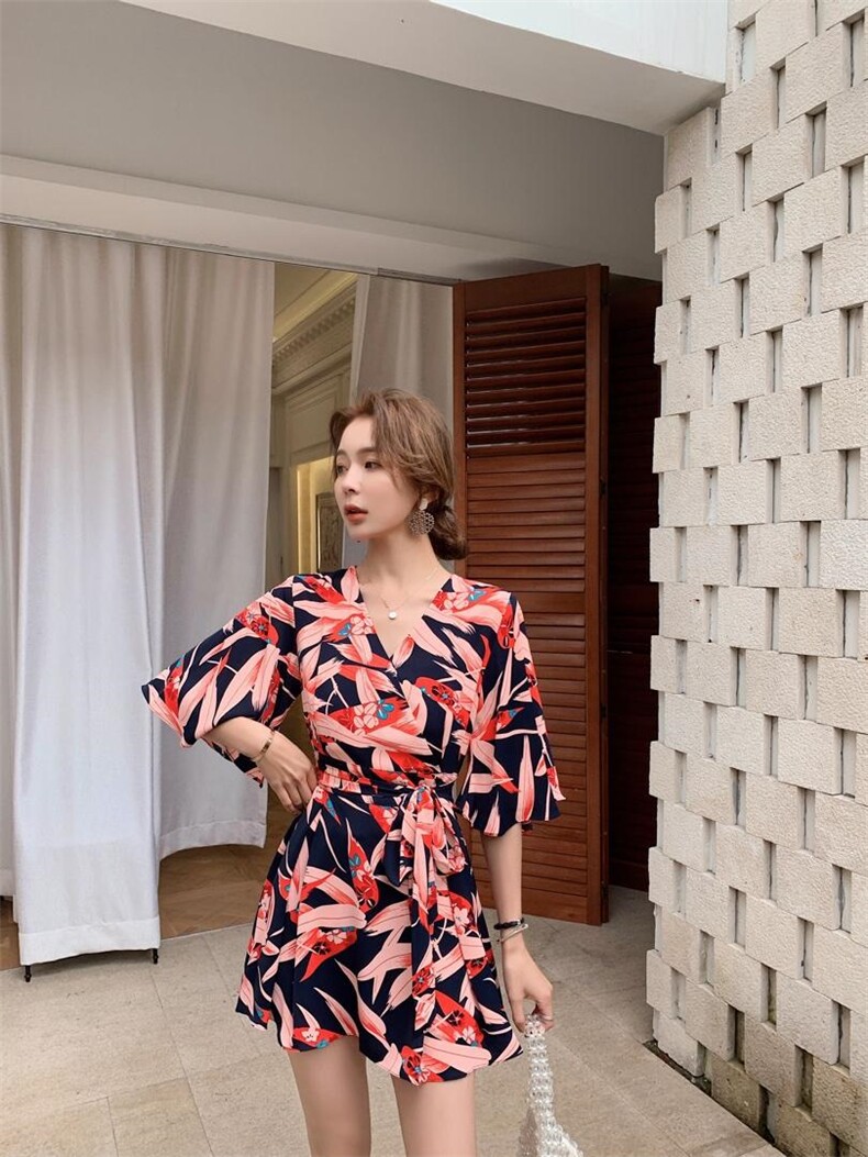 夏季新款连衣裙，女装连衣裙，早颜