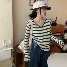 蓝色