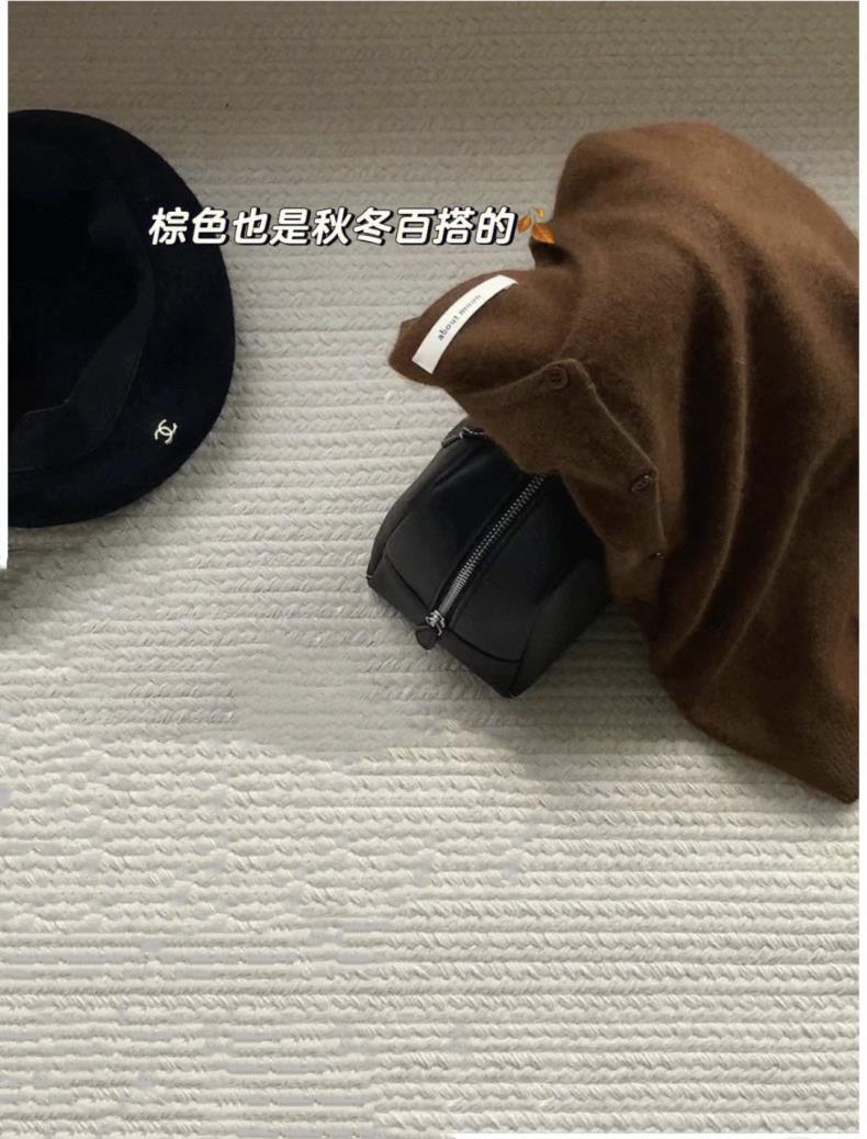 梅子色软糯浣熊绒针织开衫女秋冬新款设计感洋气百搭毛衣外套上衣,针织衫/毛衣,雪真羊绒