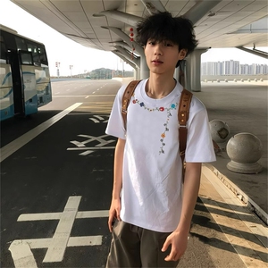 万针全刺绣工艺抖音得物高品质260克重磅纯棉双纱美式高街短袖T恤图片