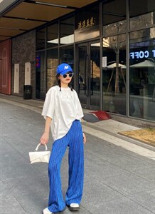 夏季百搭款 素T 小挂件T图片