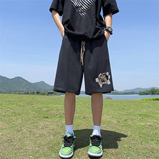 黑色