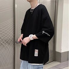 黑色