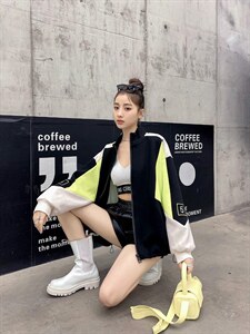 拼色外套图片