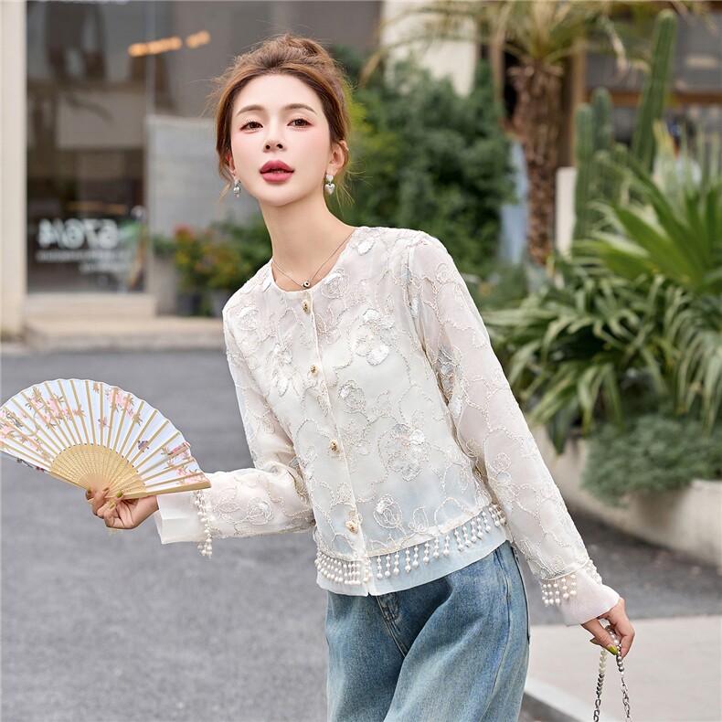 现货新款休闲重工艺刺修女夏薄款宽松小个子时尚新中式外套防晒衣,女装防晒衣,美静678