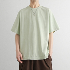 若草绿
