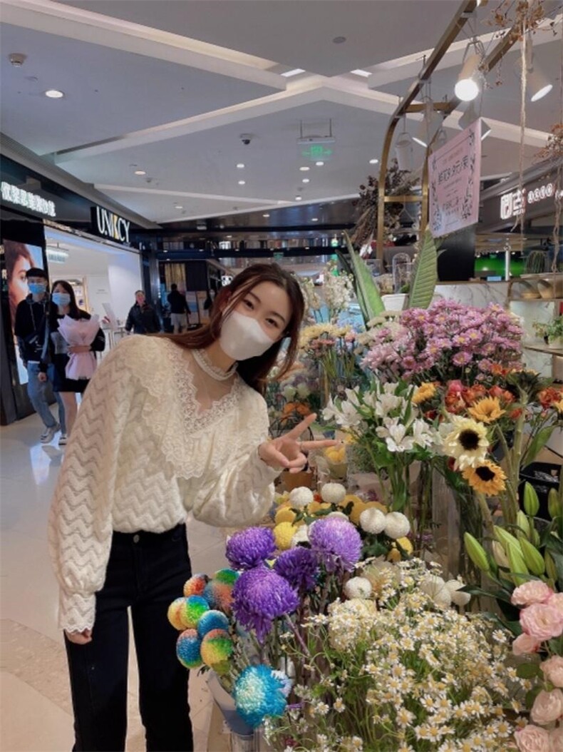 爆-磨毛系列-蕾丝拼纱上衣，其它，新袖