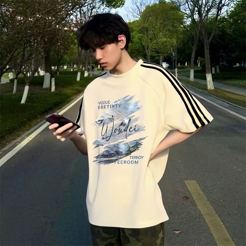抖音得物品质二开240克宽松纯棉美式潮牌印花三条杠中性风短袖T恤,男装T恤,电商A486