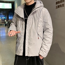 米白色