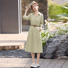 新款2026年春季气质翻领休闲连衣裙，女装连衣裙，盈茜