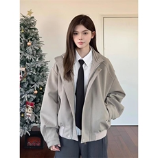 卡其色
