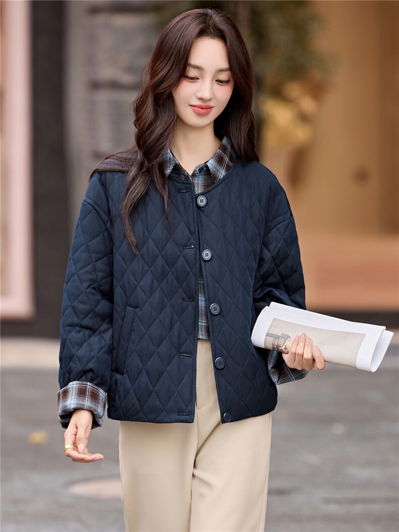 2025年冬季格子翻领假两件菱形格夹棉棉服短外套开衫上衣,女装棉衣/棉服,简韵佳