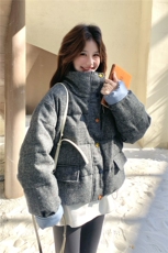 韩系灰色撞色短款羽绒服外套女冬2025新款设计保暖白鸭绒气质外套，女装羽绒服，艾米莉亚