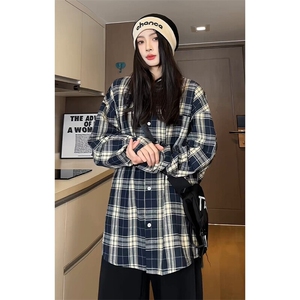特批P30无差价2025秋港风格子翻领长袖衬衫男女中性复古衬衣C5450图片